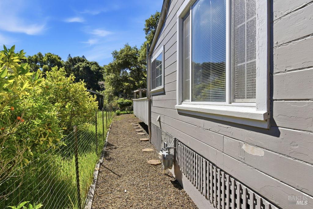 Detail Gallery Image 26 of 39 For 7265 Hayden Ave, Sebastopol,  CA 95472 - 2 Beds | 1 Baths