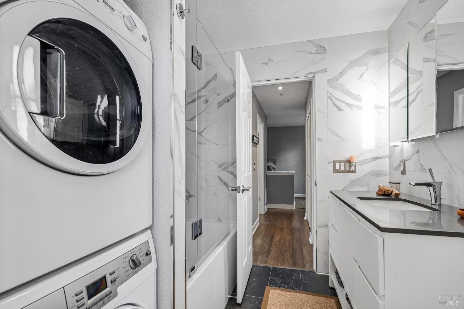 Detail Gallery Image 22 of 38 For 346 Piper St, Healdsburg,  CA 95448 - 2 Beds | 1/1 Baths