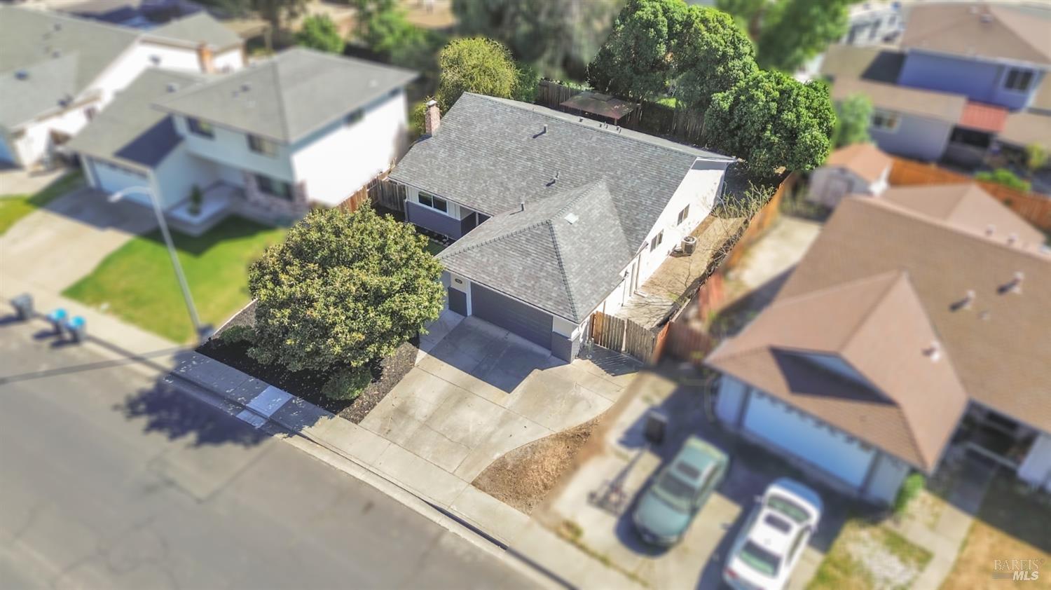 Detail Gallery Image 38 of 45 For 793 Marigold Dr, Fairfield,  CA 94533 - 4 Beds | 2 Baths