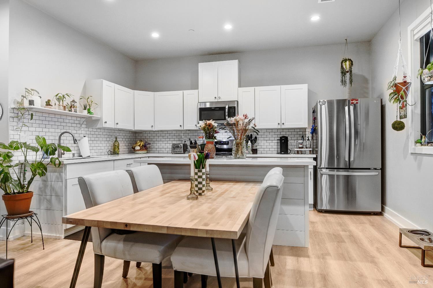 Detail Gallery Image 45 of 64 For 85 W Trinity Rd, Glen Ellen,  CA 95442 - 4 Beds | 5/2 Baths