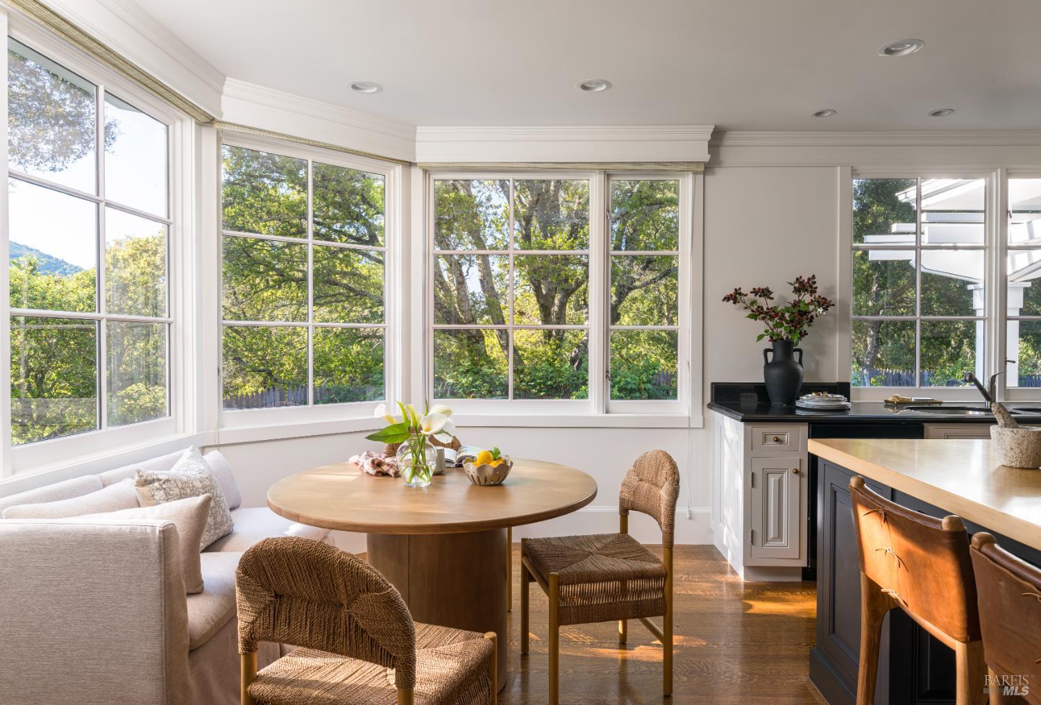 Detail Gallery Image 20 of 59 For 14 Skyland Way, Ross,  CA 94957 - 5 Beds | 4/1 Baths