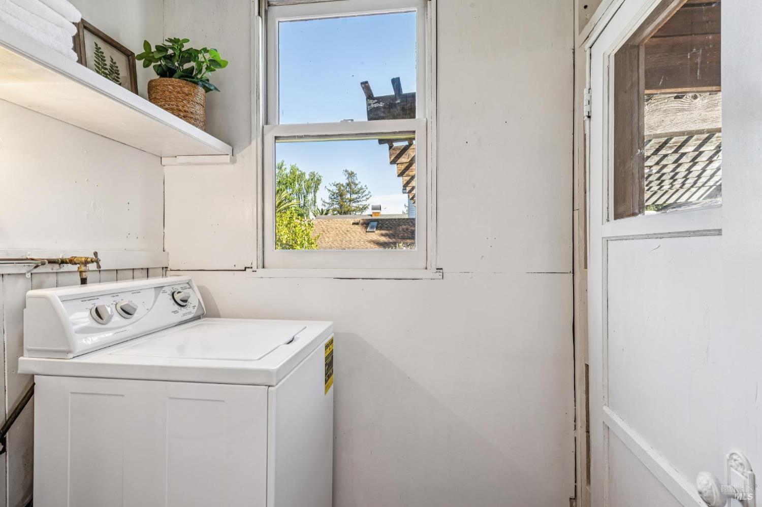 Detail Gallery Image 18 of 34 For 203 Scott St, Mill Valley,  CA 94941 - 3 Beds | 1 Baths