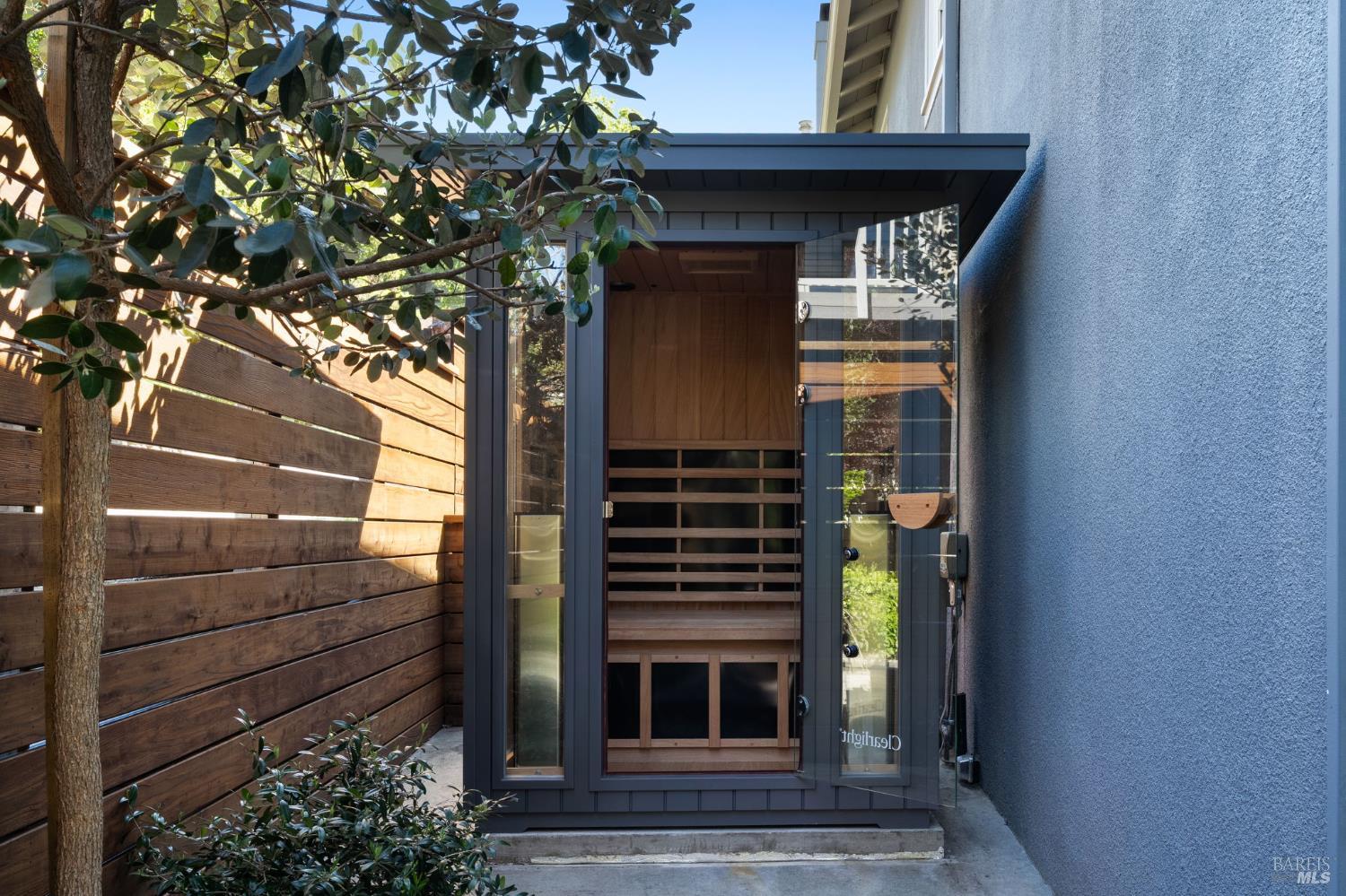 Detail Gallery Image 36 of 41 For 11 Ash Ave, Kentfield,  CA 94904 - 4 Beds | 3 Baths