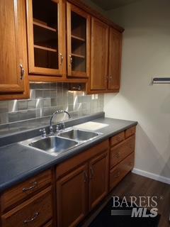 Detail Gallery Image 3 of 23 For 16 Frances St, San Rafael,  CA 94901 - 3 Beds | 1 Baths