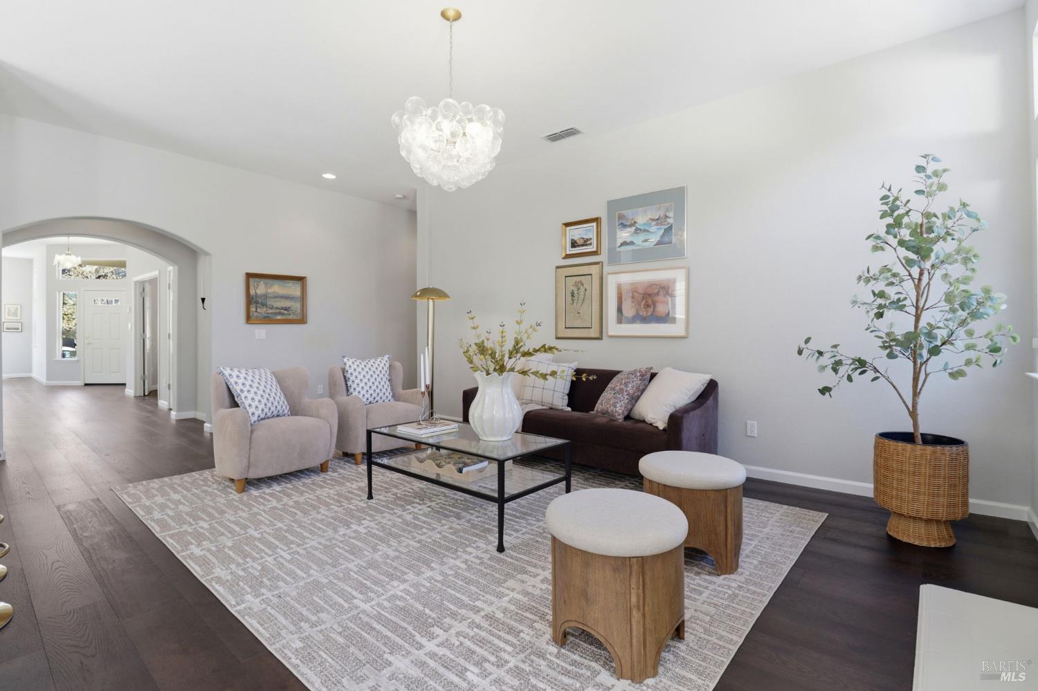 Detail Gallery Image 11 of 54 For 1043 Allen St, Petaluma,  CA 94954 - 4 Beds | 2 Baths