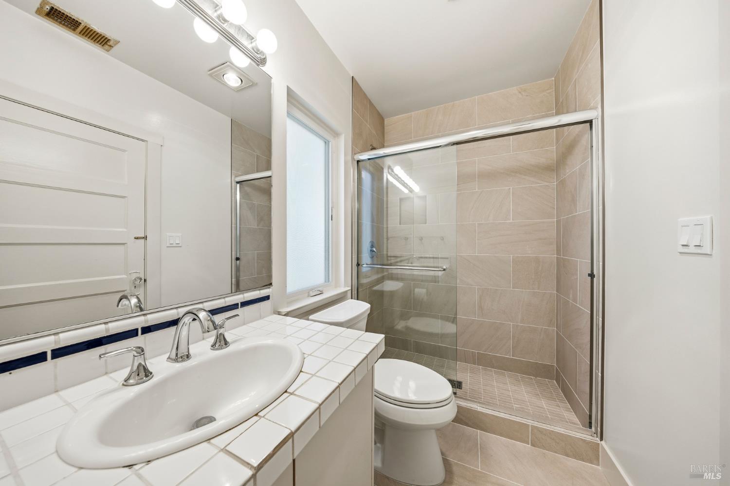 Detail Gallery Image 30 of 45 For 31 Acacia Ave, Belvedere,  CA 94920 - 3 Beds | 1 Baths