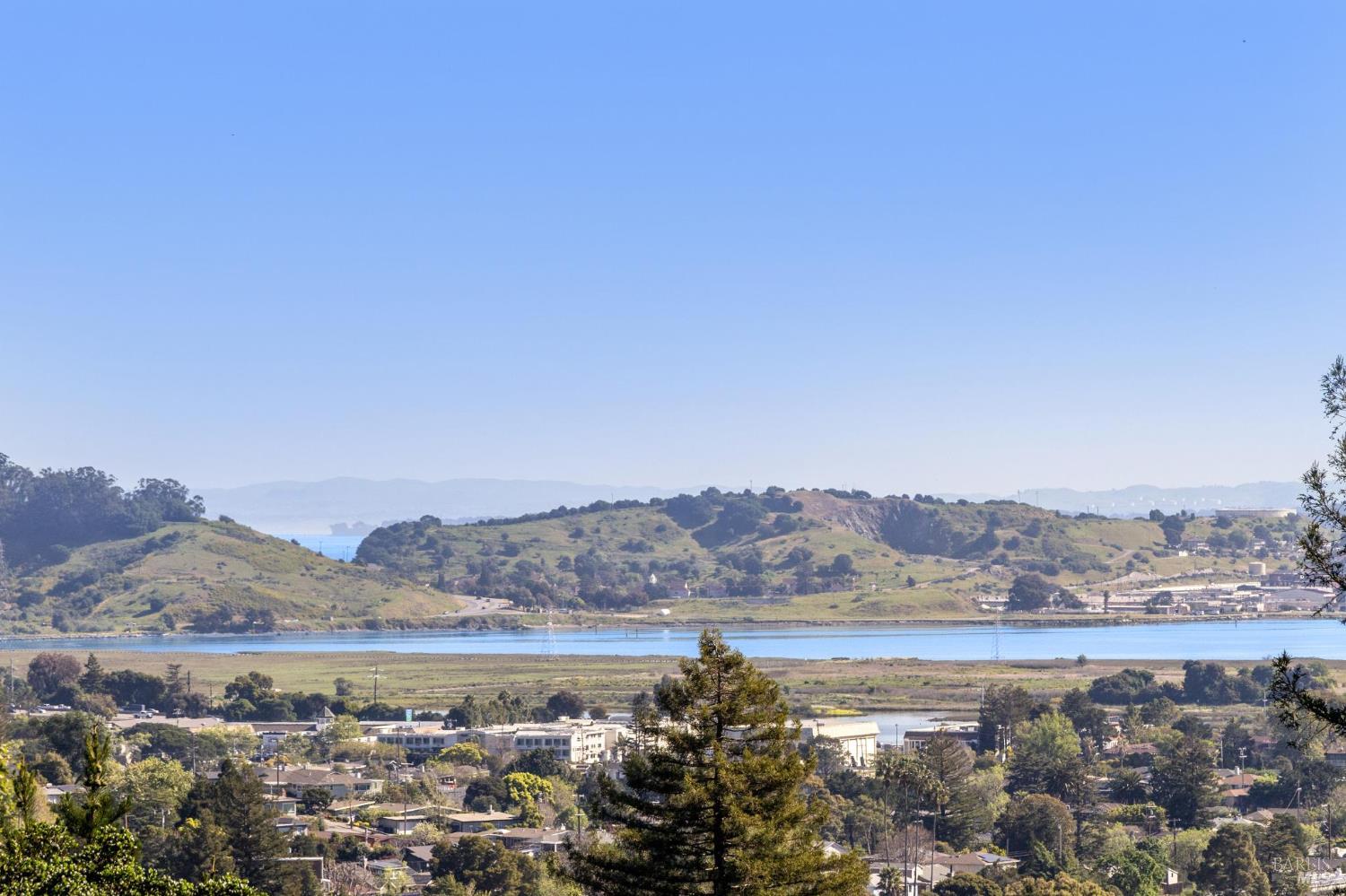 Detail Gallery Image 48 of 50 For 141 Edison Ave, Corte Madera,  CA 94925 - 2 Beds | 1/1 Baths