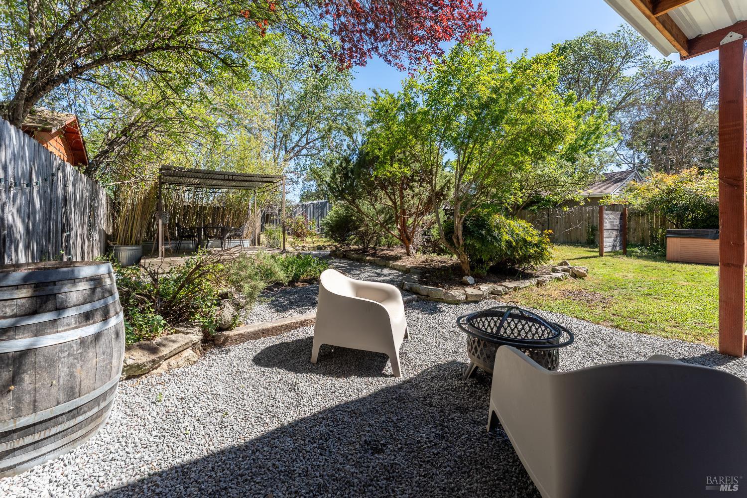 Detail Gallery Image 27 of 38 For 955 N Pine St, Ukiah,  CA 95482 - 3 Beds | 2 Baths