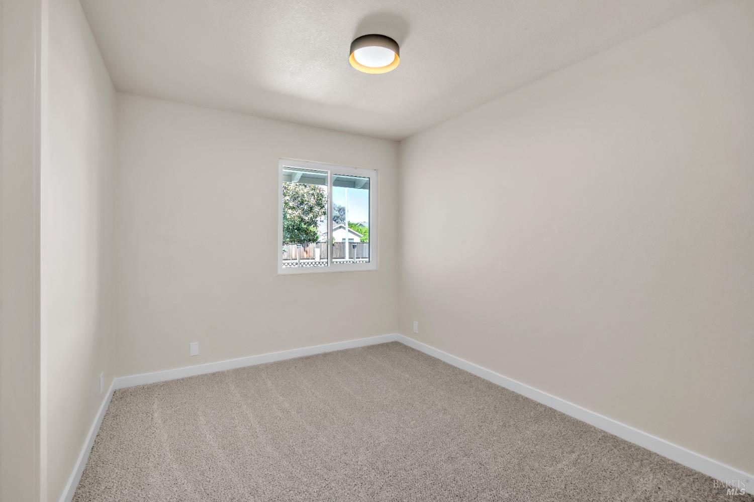 Detail Gallery Image 18 of 45 For 793 Marigold Dr, Fairfield,  CA 94533 - 4 Beds | 2 Baths