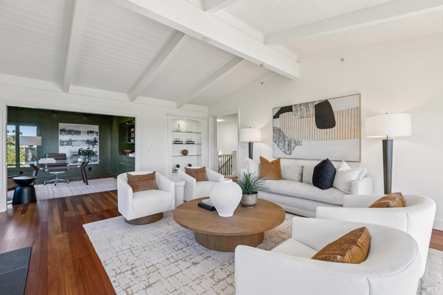 Detail Gallery Image 9 of 54 For 17 Tanfield Rd, Tiburon,  CA 94920 - 5 Beds | 5 Baths