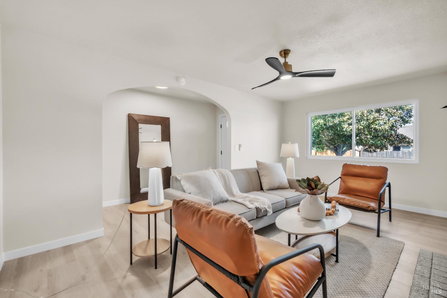 Detail Gallery Image 8 of 45 For 793 Marigold Dr, Fairfield,  CA 94533 - 4 Beds | 2 Baths