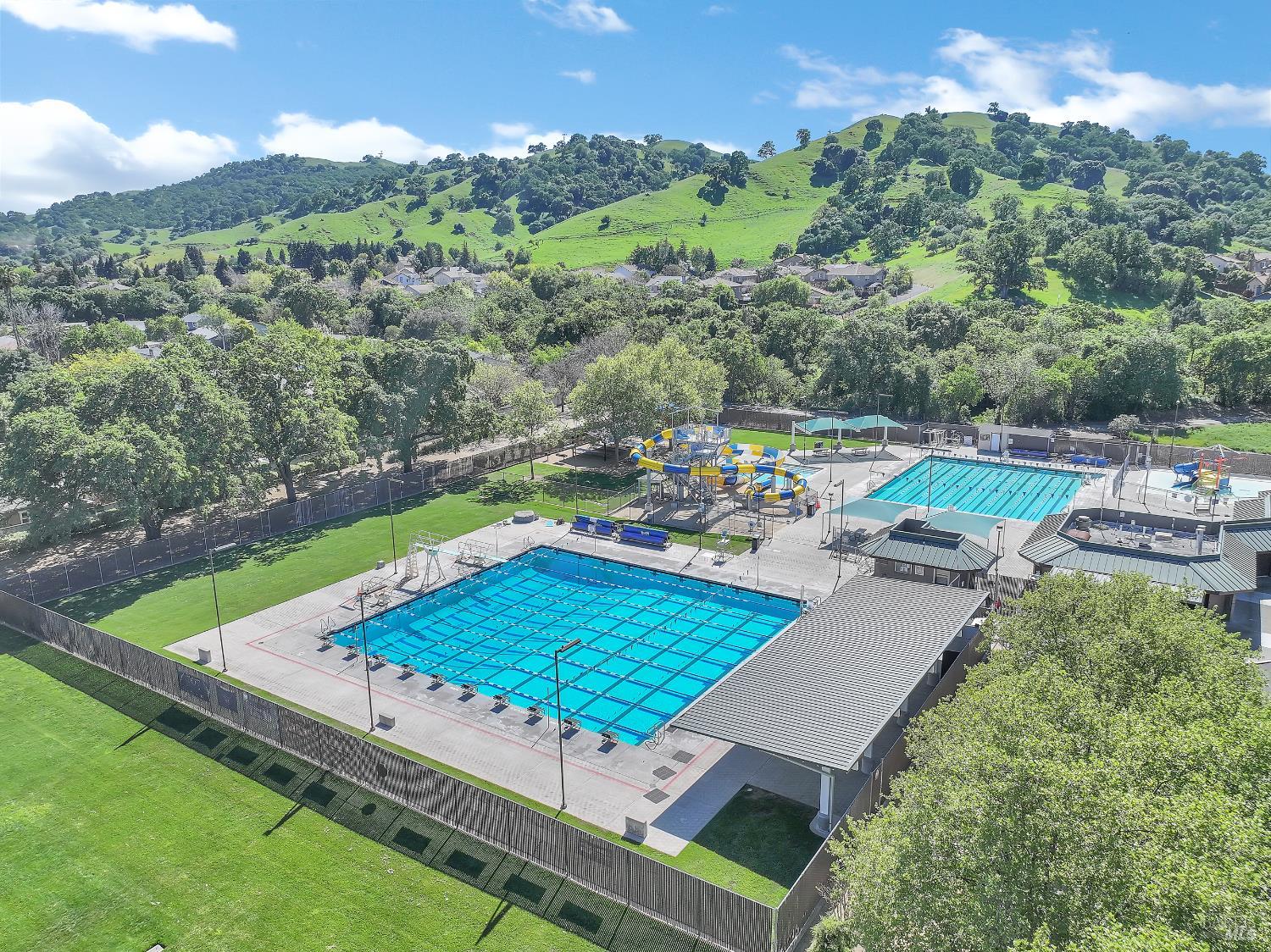 Detail Gallery Image 34 of 34 For 118 Refosco Ct, Vacaville,  CA 95687 - 4 Beds | 2/1 Baths