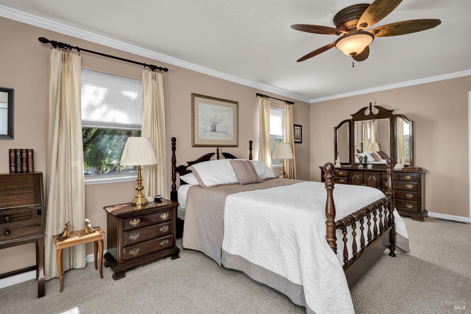 Detail Gallery Image 15 of 33 For 17120 Knollview Dr, Hidden Valley Lake,  CA 95467 - 3 Beds | 2 Baths