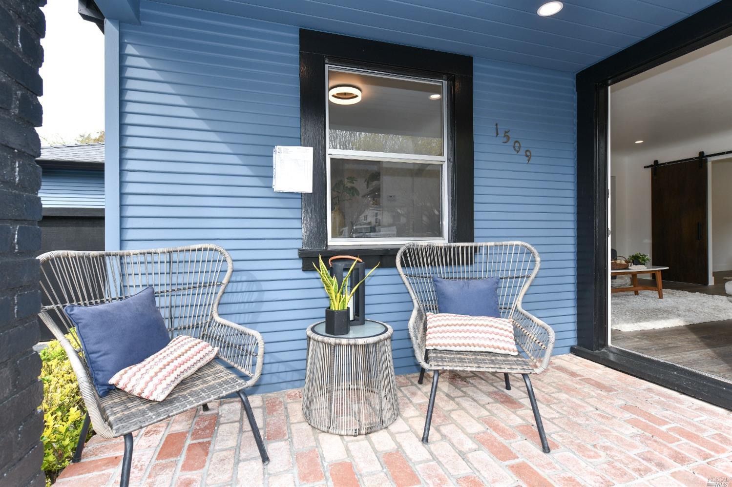 Detail Gallery Image 5 of 37 For 1509 Banks Ave, Napa,  CA 94559 - 3 Beds | 1 Baths