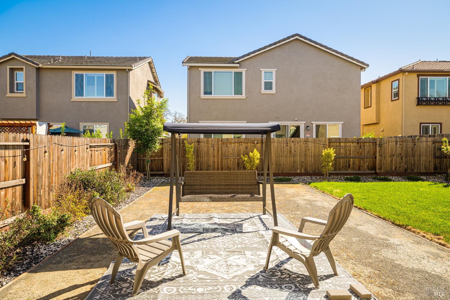 Detail Gallery Image 47 of 48 For 938 Fruit Stand Cir, Vacaville,  CA 95688 - 4 Beds | 4 Baths