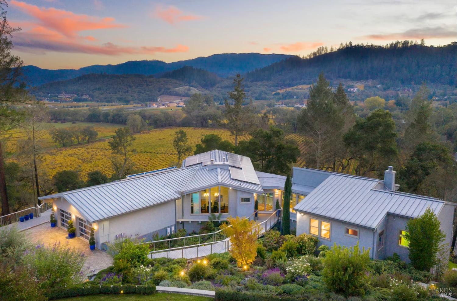 Detail Gallery Image 34 of 34 For 9 Bournemouth Rd, Saint Helena,  CA 94574 - 4 Beds | 5/2 Baths