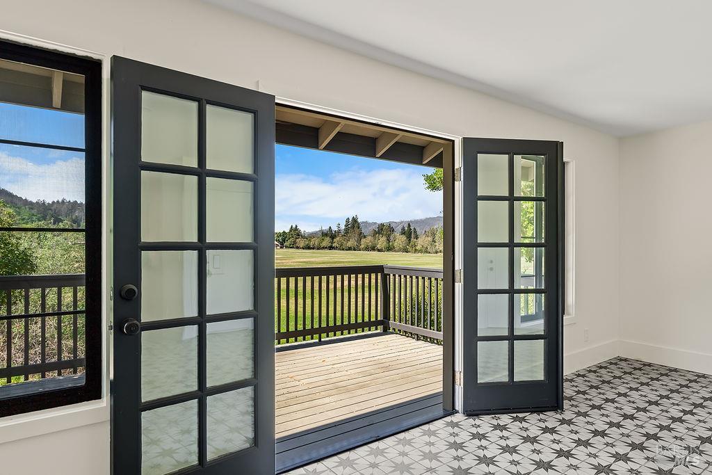 Detail Gallery Image 26 of 58 For 549 Catherine Ct, Santa Rosa,  CA 95409 - 3 Beds | 2/1 Baths