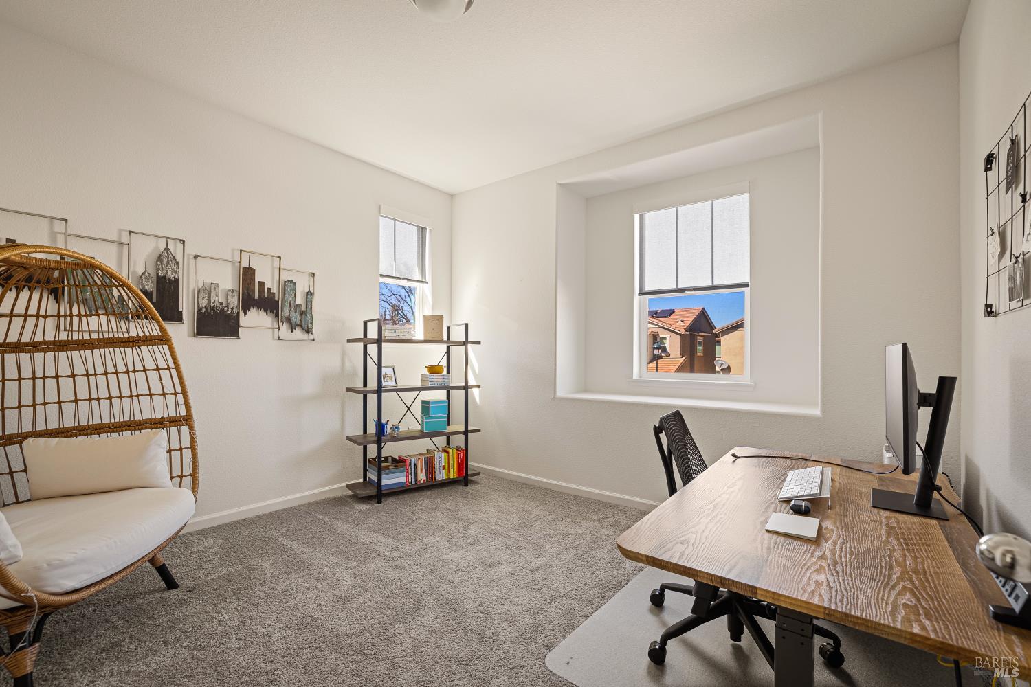 Detail Gallery Image 43 of 48 For 938 Fruit Stand Cir, Vacaville,  CA 95688 - 4 Beds | 4 Baths