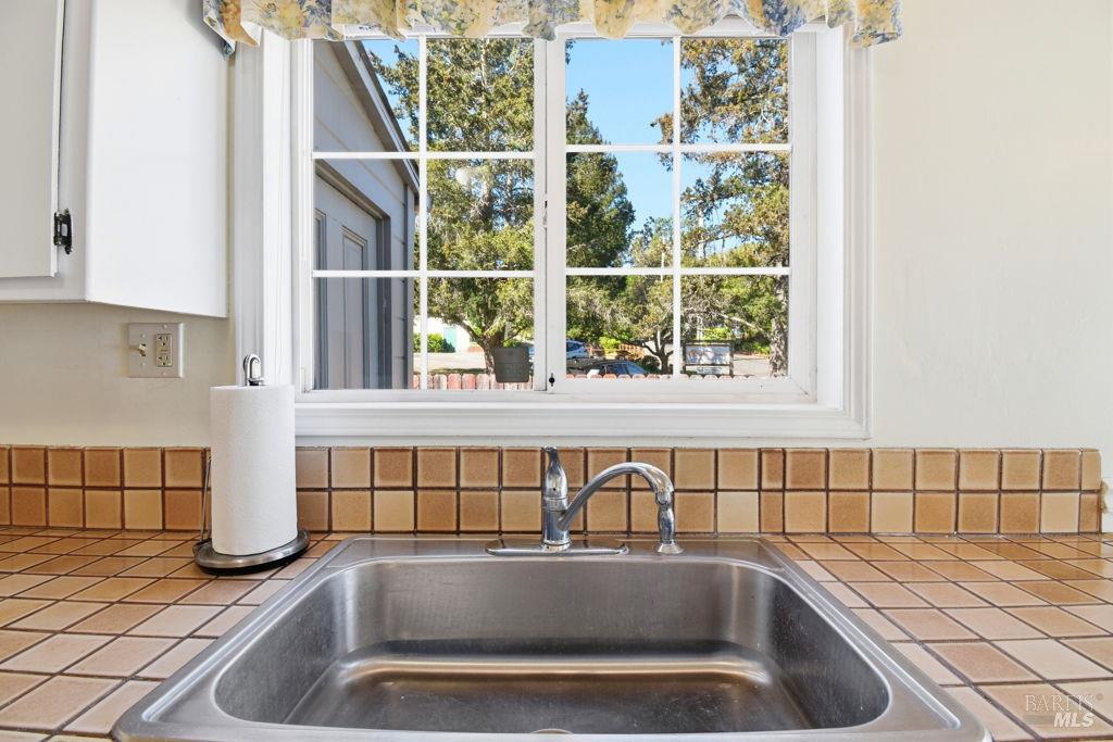 Detail Gallery Image 13 of 39 For 7265 Hayden Ave, Sebastopol,  CA 95472 - 2 Beds | 1 Baths