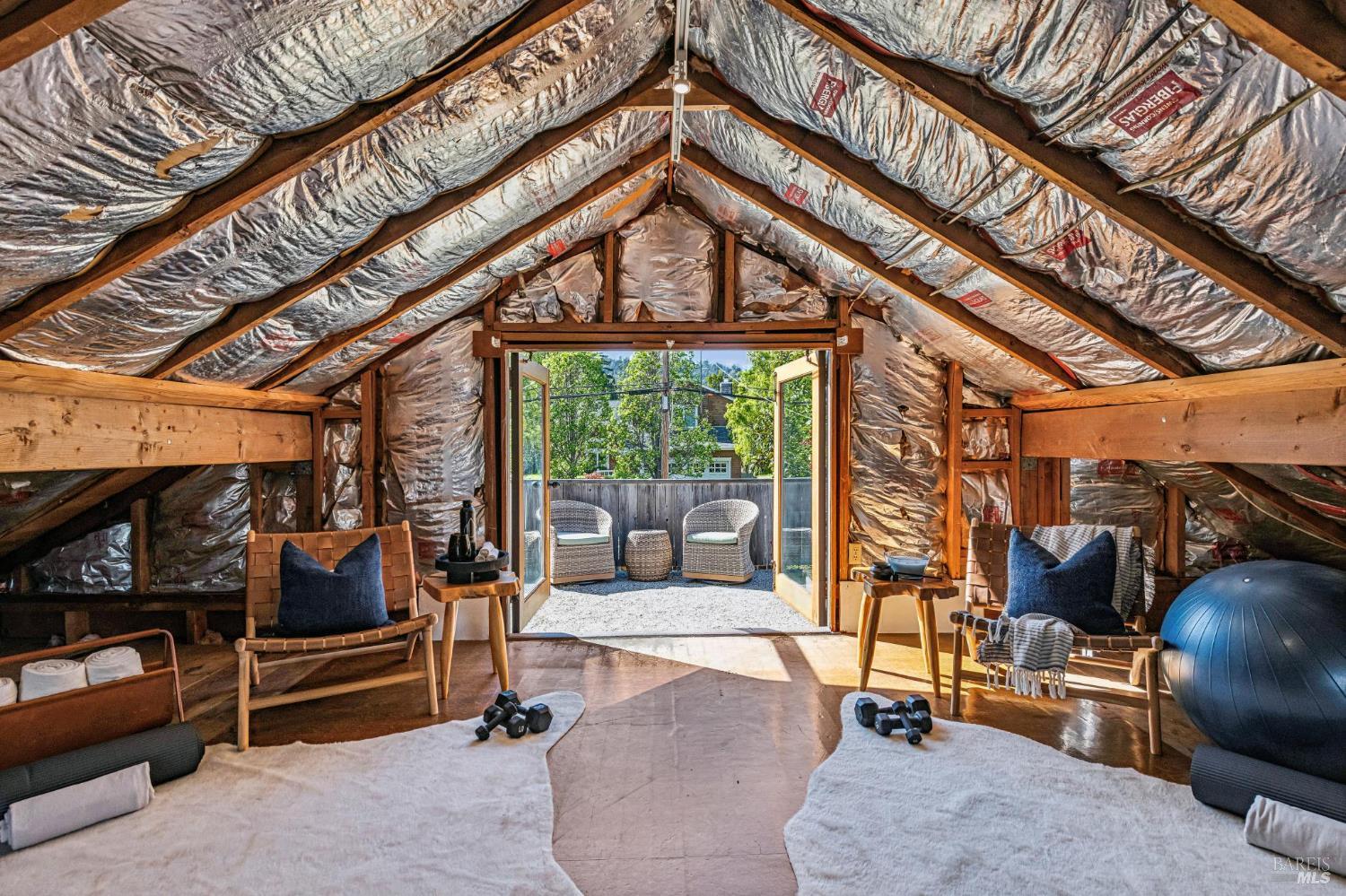 Detail Gallery Image 21 of 34 For 203 Scott St, Mill Valley,  CA 94941 - 3 Beds | 1 Baths