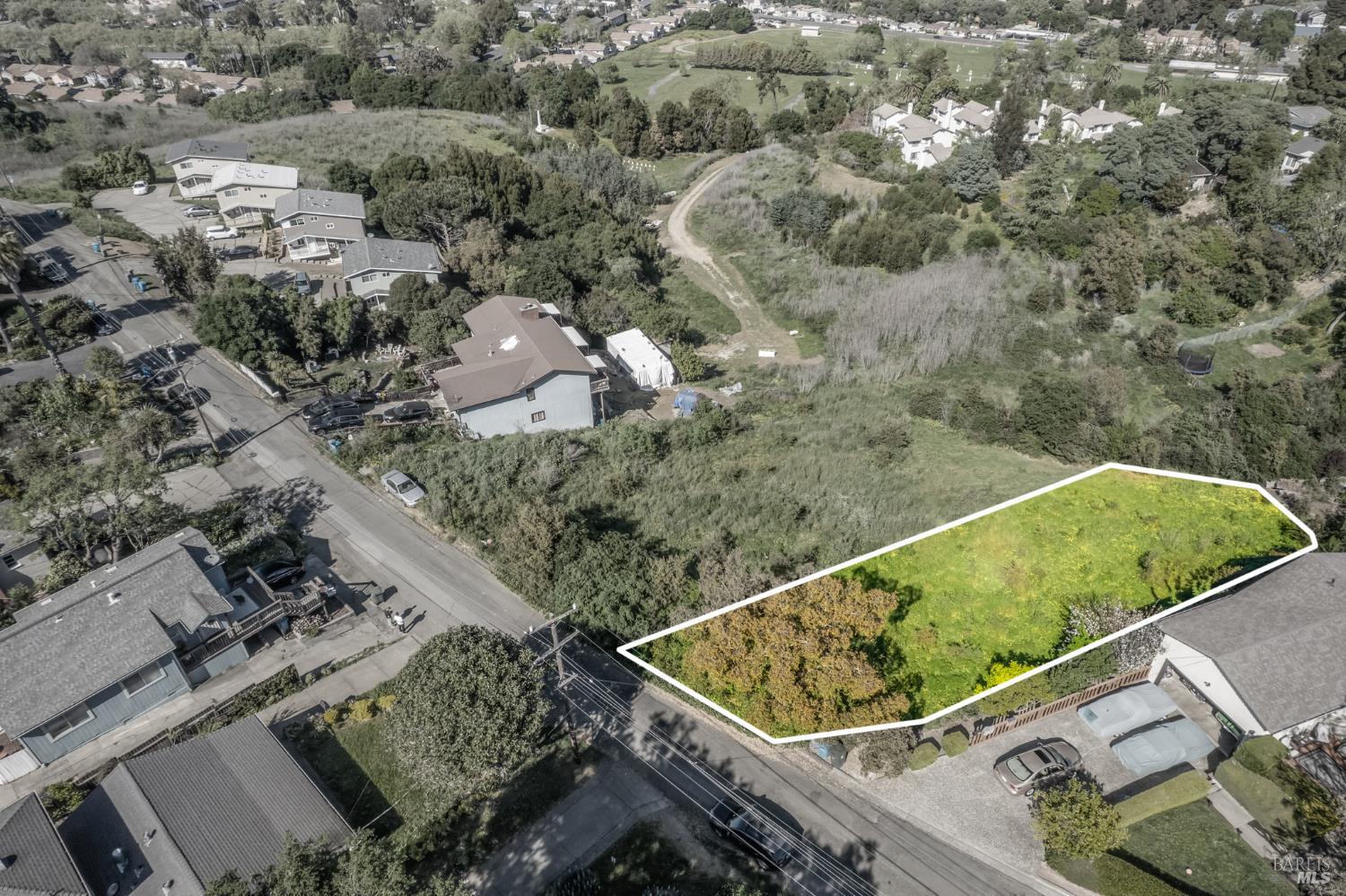 Detail Gallery Image 3 of 24 For 1 Harrier Ave, Vallejo,  CA 94590 - – Beds | – Baths