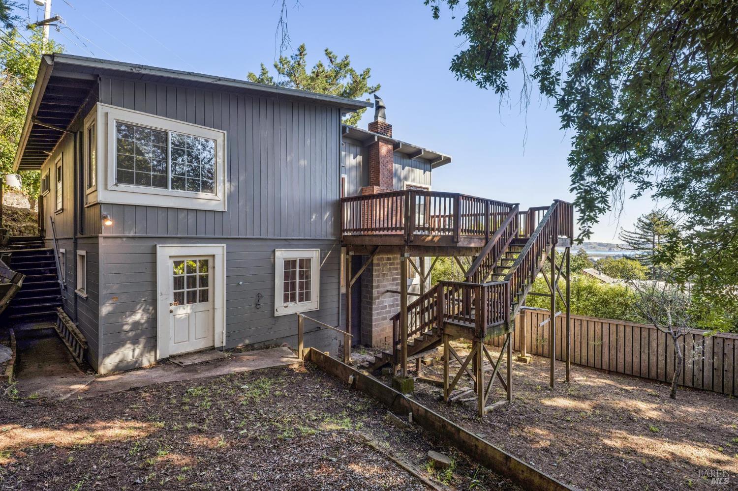 Detail Gallery Image 45 of 50 For 141 Edison Ave, Corte Madera,  CA 94925 - 2 Beds | 1/1 Baths