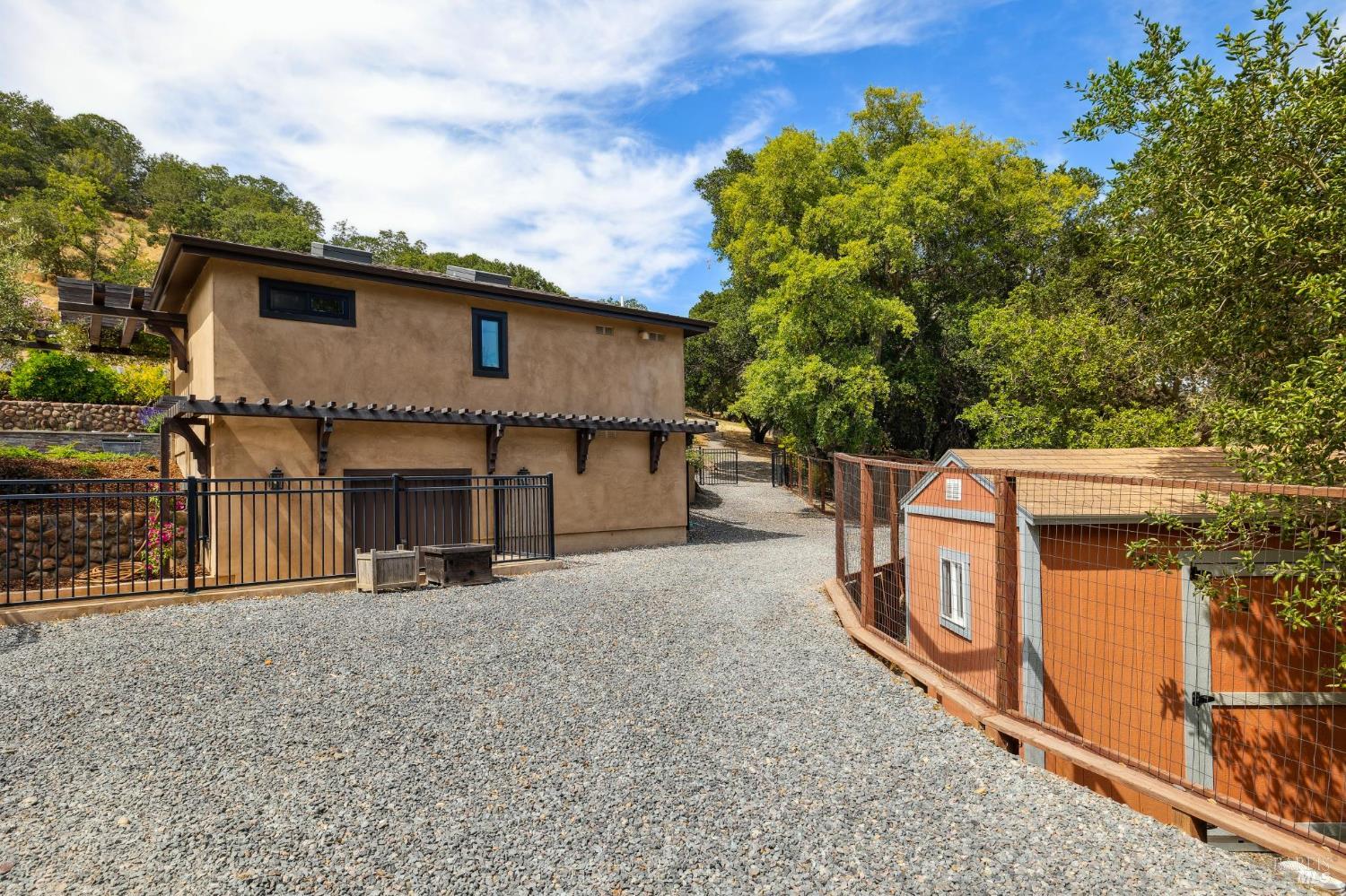 Detail Gallery Image 73 of 77 For 172 Pacheco Ave, Novato,  CA 94947 - 6 Beds | 6/1 Baths