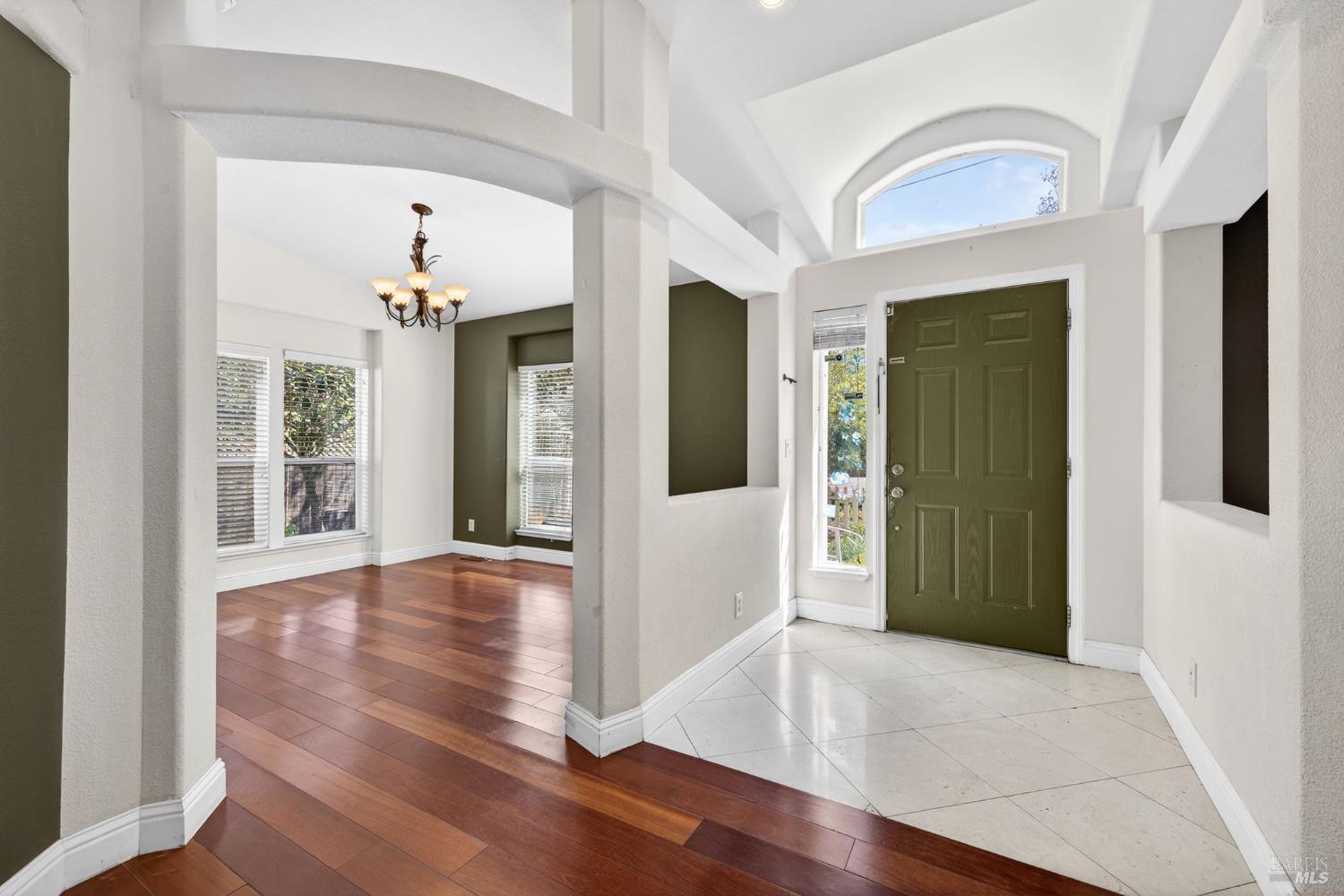 Detail Gallery Image 6 of 40 For 473 Verano Ave, Sonoma,  CA 95476 - 2 Beds | 2 Baths