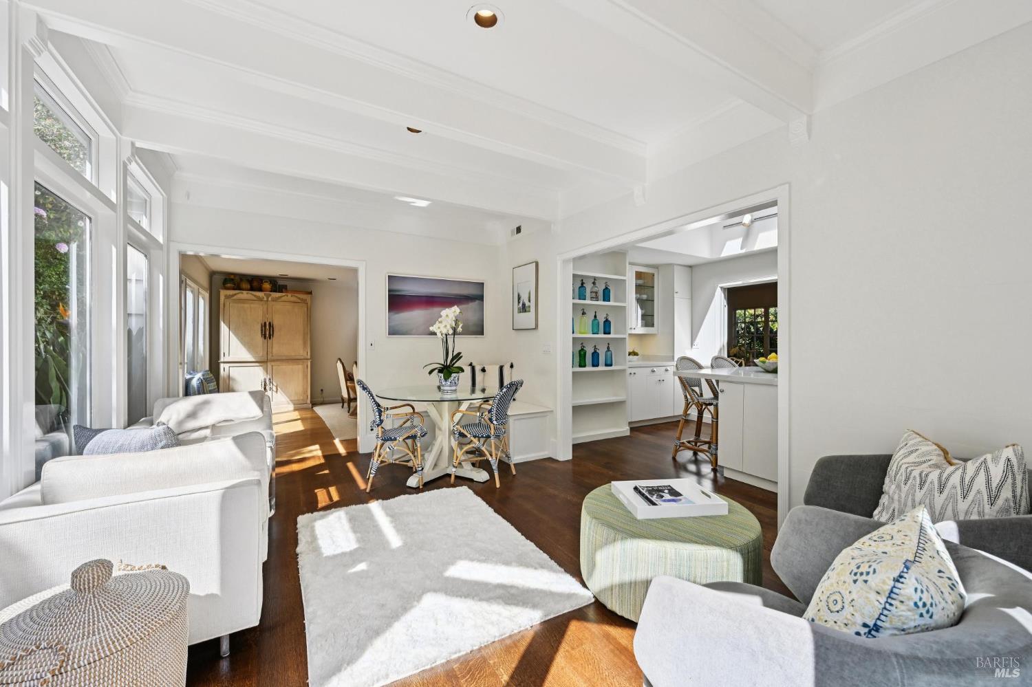 Detail Gallery Image 18 of 56 For 161 Lagunitas Rd, Ross,  CA 94957 - 4 Beds | 3 Baths