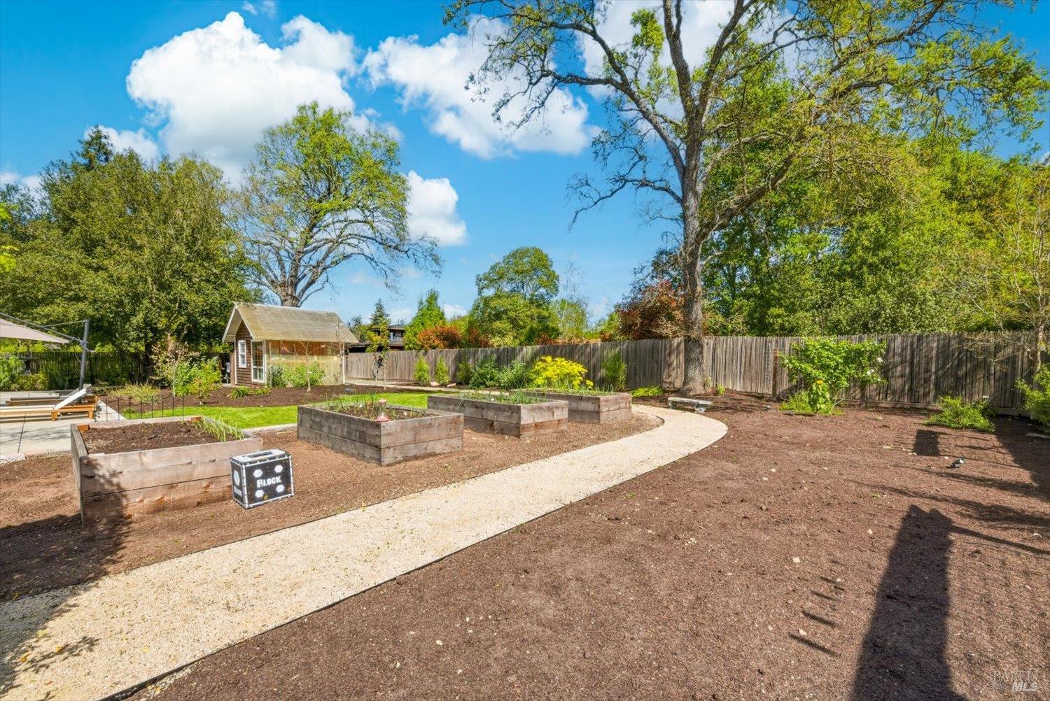 Detail Gallery Image 60 of 80 For 1038 Lorraine Dr, Napa,  CA 94558 - 4 Beds | 2 Baths