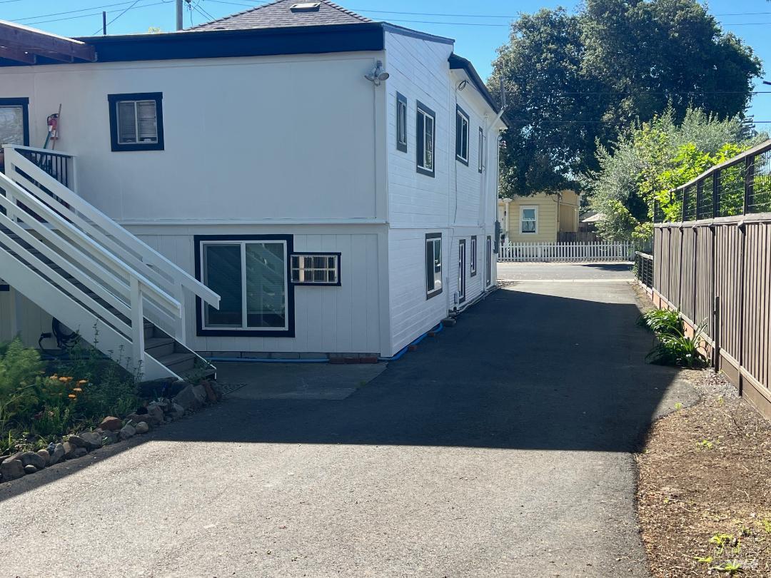 Detail Gallery Image 8 of 42 For 1418 B St, Napa,  CA 94559 - – Beds | – Baths