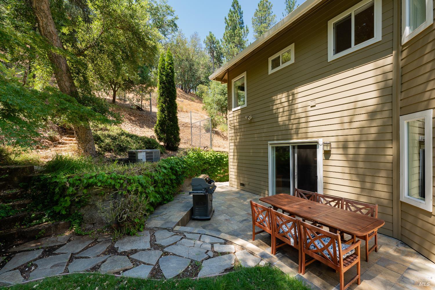 Detail Gallery Image 35 of 40 For 1247 Myszka Pl, Ukiah,  CA 95482 - 4 Beds | 2/1 Baths
