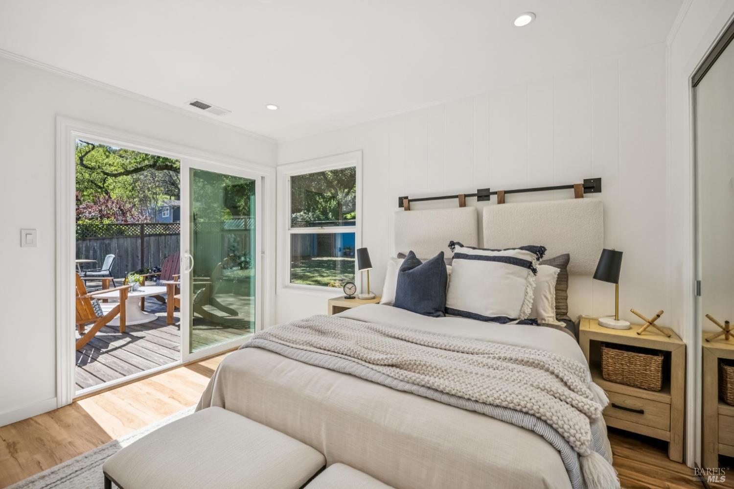 Detail Gallery Image 25 of 49 For 355 Irwin St, San Rafael,  CA 94901 - 3 Beds | 1 Baths