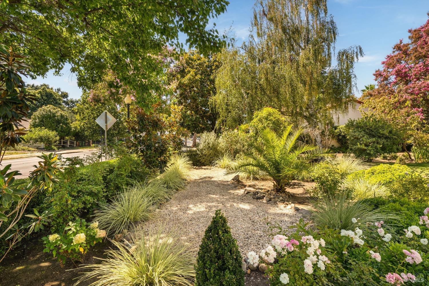 Detail Gallery Image 64 of 72 For 2230 1st St, Napa,  CA 94559 - 5 Beds | 2 Baths