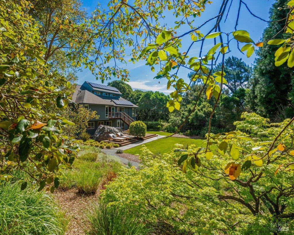 Detail Gallery Image 67 of 89 For 103 Reed Ranch Rd, Tiburon,  CA 94920 - 5 Beds | 4 Baths