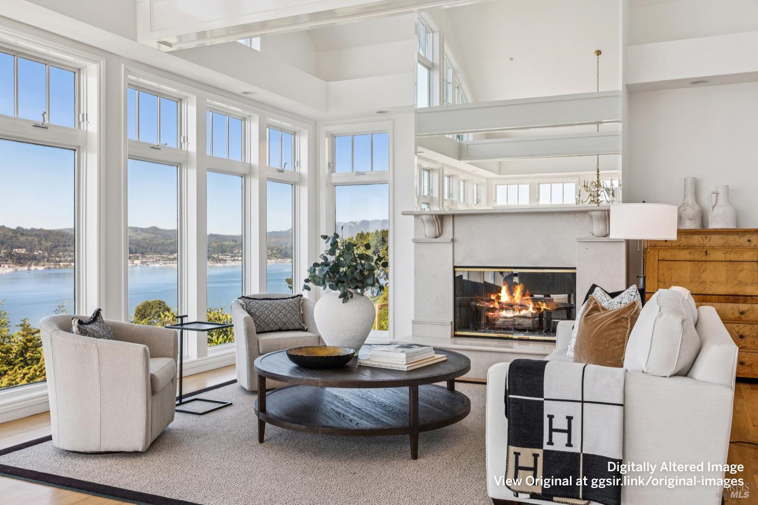 Detail Gallery Image 6 of 60 For 335 Golden Gate Ave, Belvedere,  CA 94920 - 4 Beds | 4/1 Baths