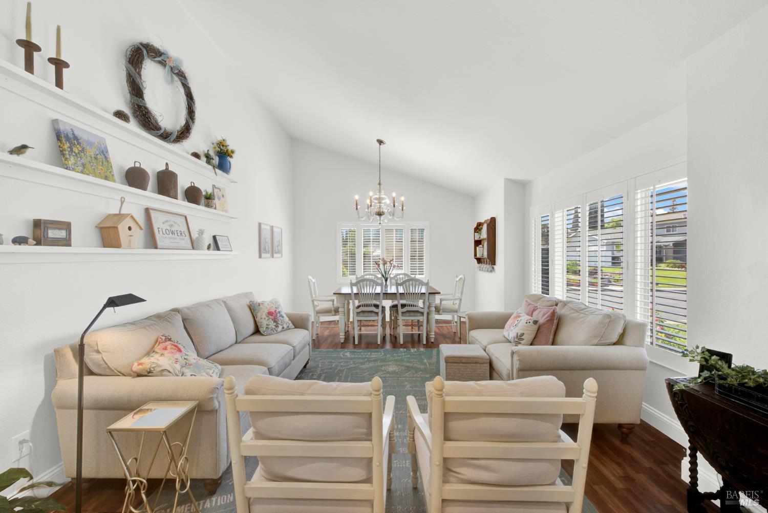 Detail Gallery Image 21 of 91 For 3225 W Pelham Ct, Fairfield,  CA 94534 - 3 Beds | 2 Baths