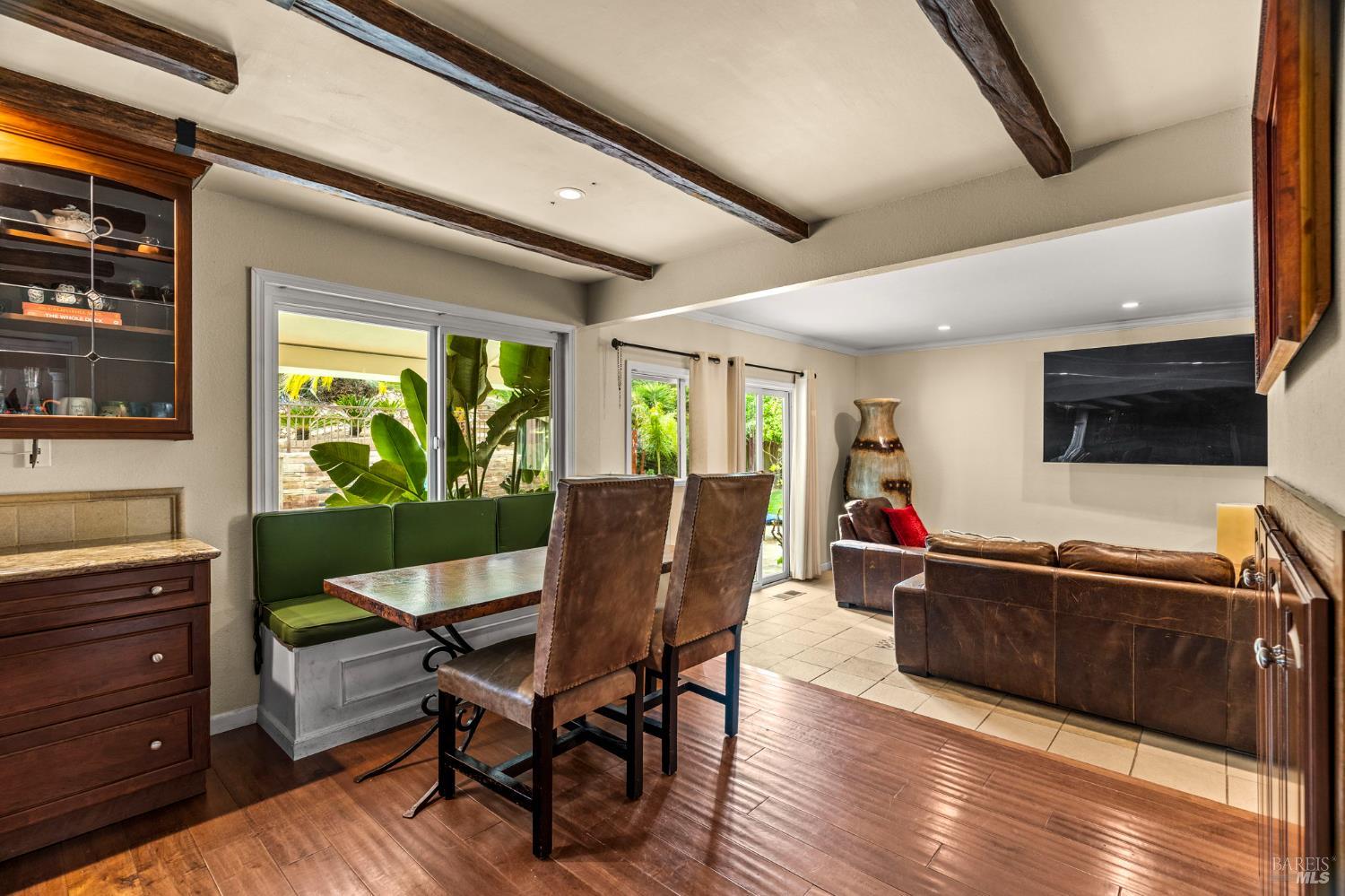 Detail Gallery Image 31 of 78 For 3207 Swiss Ct, Napa,  CA 94558 - 4 Beds | 2/1 Baths