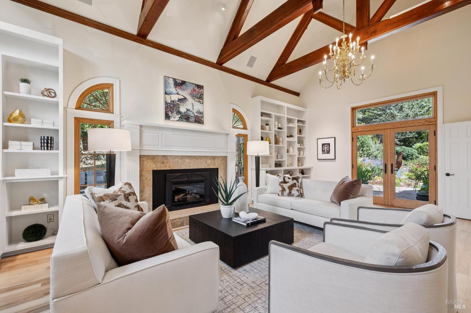 Detail Gallery Image 2 of 77 For 172 Pacheco Ave, Novato,  CA 94947 - 6 Beds | 6/1 Baths