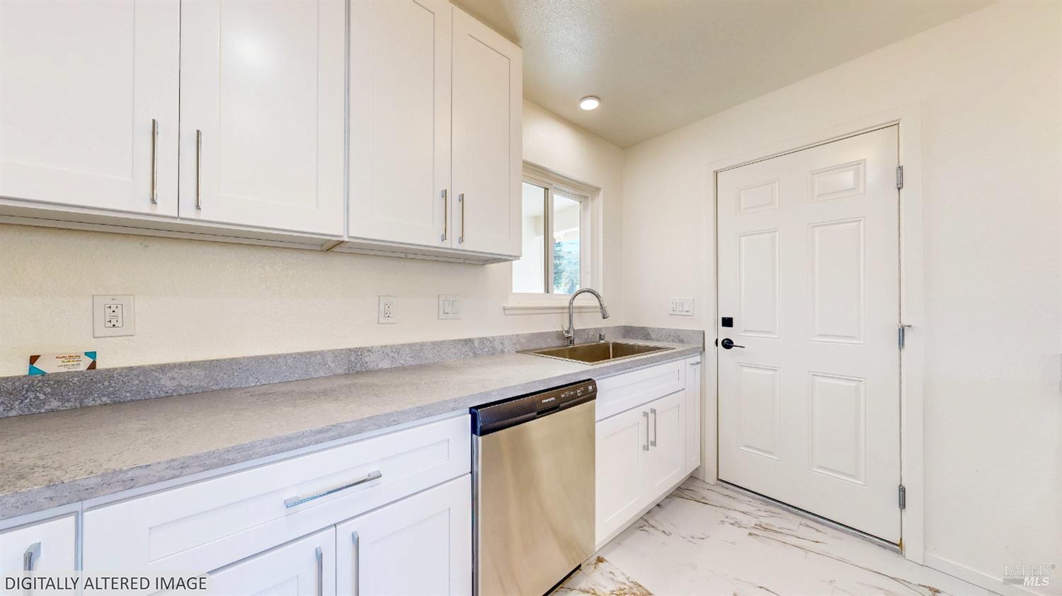 Detail Gallery Image 18 of 73 For 2257 Yucca St, Santa Rosa,  CA 95405 - 3 Beds | 2 Baths