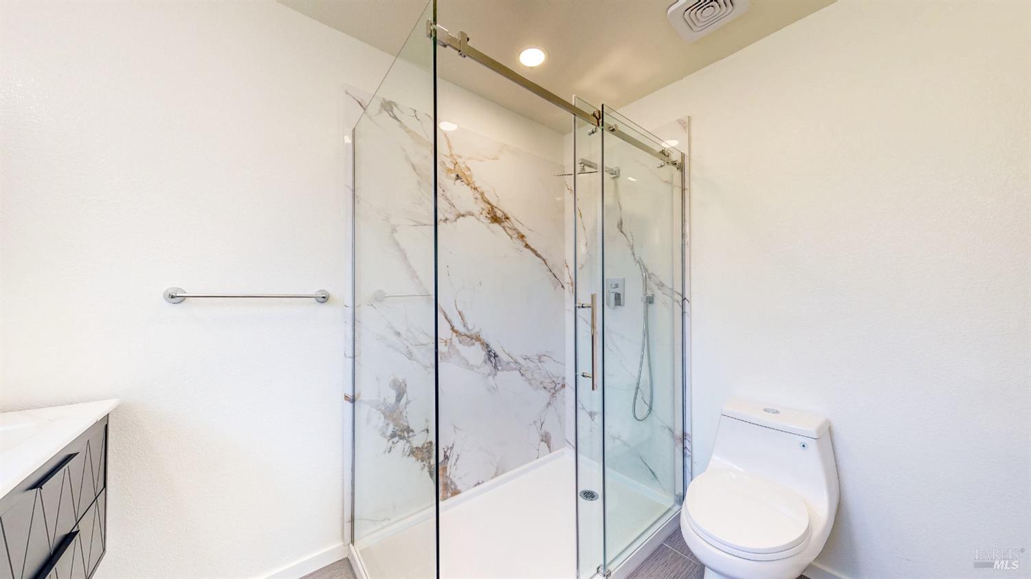 Detail Gallery Image 26 of 73 For 2257 Yucca St, Santa Rosa,  CA 95405 - 3 Beds | 2 Baths