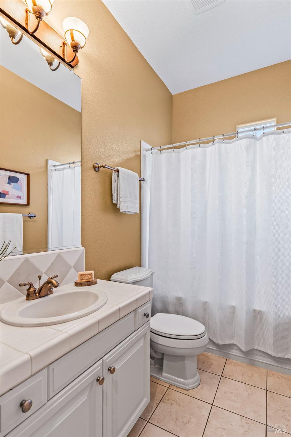 Detail Gallery Image 13 of 53 For 3924 Jefferson St, Napa,  CA 94558 - 3 Beds | 2 Baths
