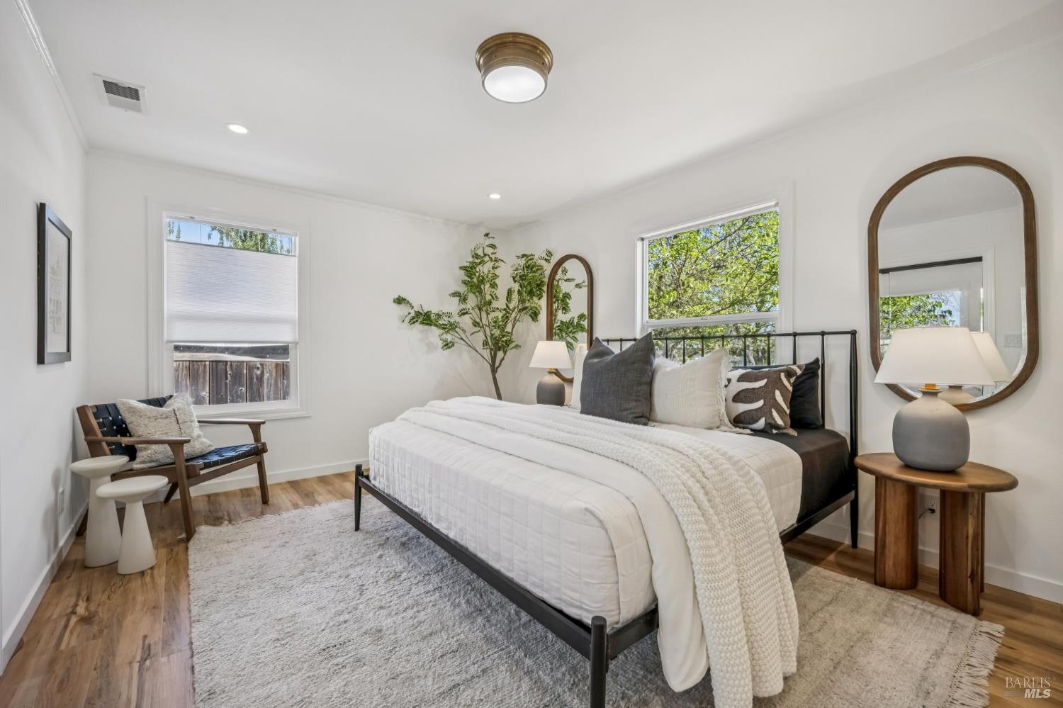 Detail Gallery Image 20 of 49 For 355 Irwin St, San Rafael,  CA 94901 - 3 Beds | 1 Baths
