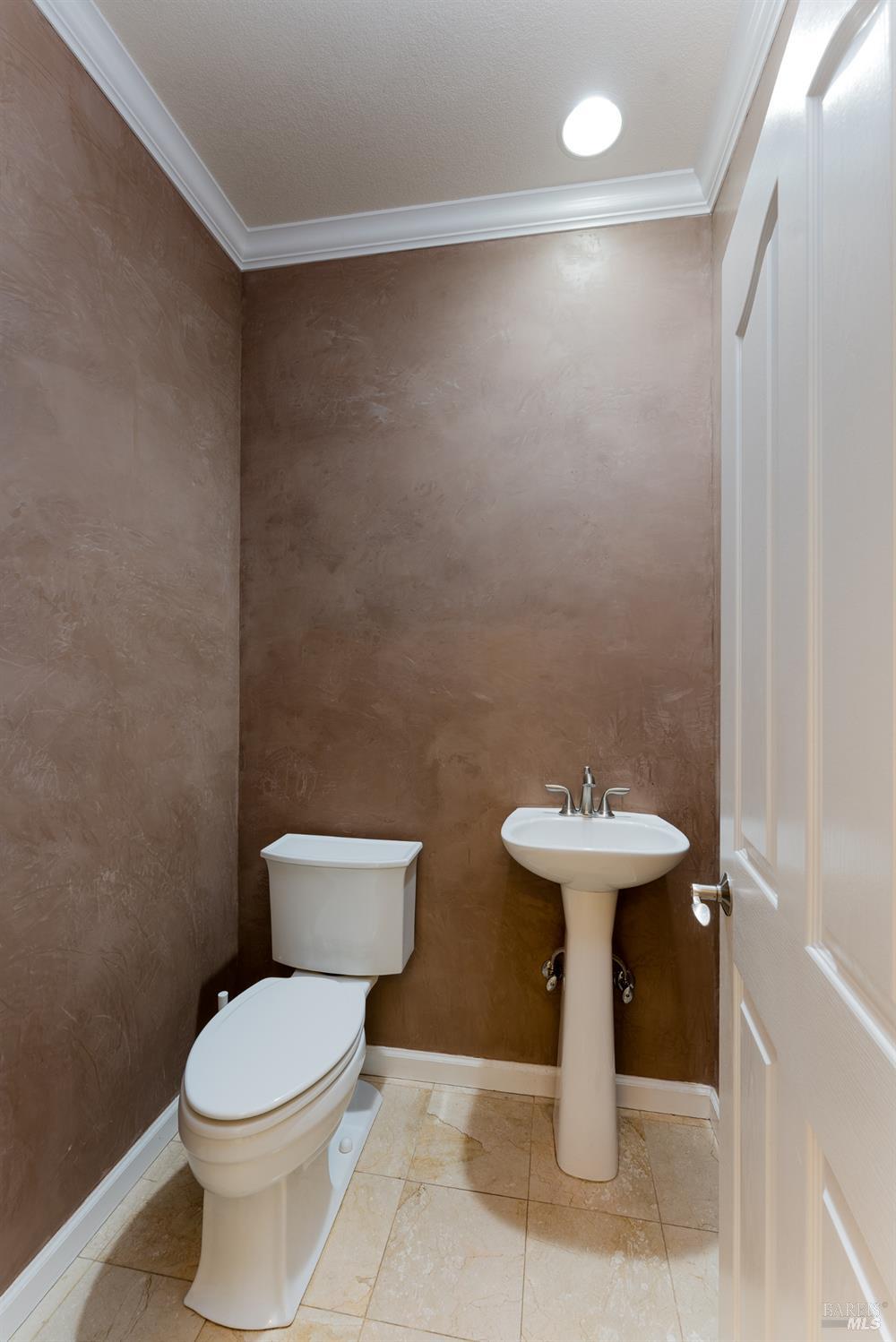 Detail Gallery Image 30 of 40 For 1247 Myszka Pl, Ukiah,  CA 95482 - 4 Beds | 2/1 Baths