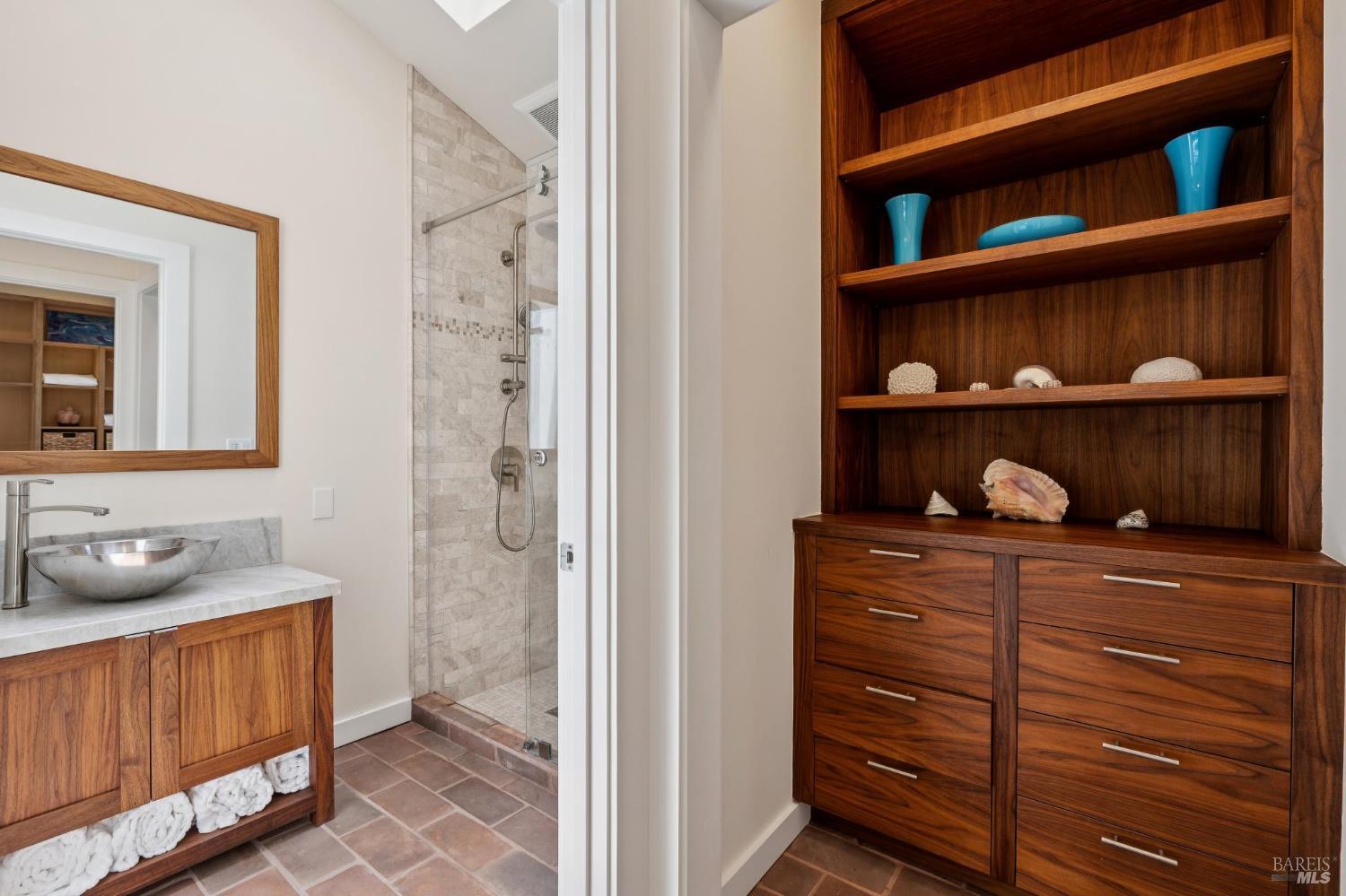 Detail Gallery Image 59 of 77 For 172 Pacheco Ave, Novato,  CA 94947 - 6 Beds | 6/1 Baths