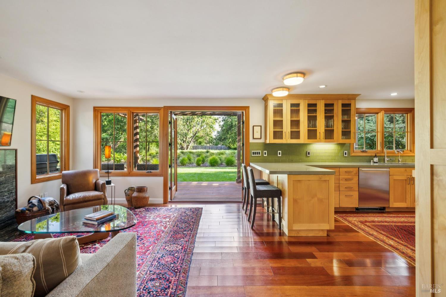 Detail Gallery Image 15 of 45 For 1830 E Napa St, Sonoma,  CA 95476 - 4 Beds | 3/1 Baths