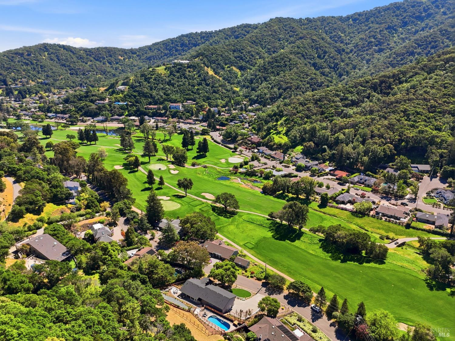 Detail Gallery Image 89 of 93 For 36 Capilano Dr, Novato,  CA 94949 - 5 Beds | 4/1 Baths