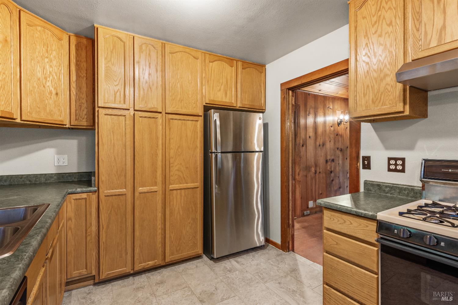 Detail Gallery Image 10 of 41 For 14529 Redwood Ln, Guerneville,  CA 95446 - 2 Beds | 1 Baths