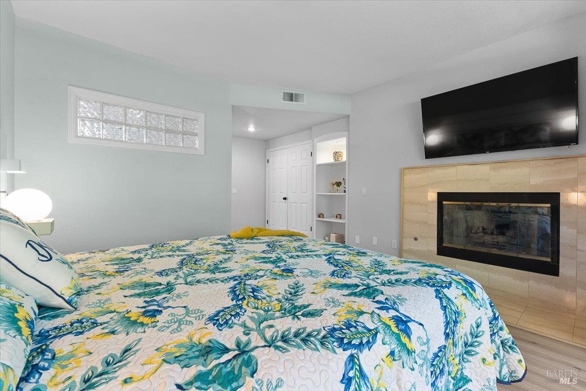 Detail Gallery Image 25 of 48 For 2070 Stonefield Ln, Santa Rosa,  CA 95403 - 2 Beds | 2/1 Baths