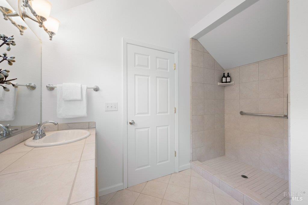 Detail Gallery Image 62 of 89 For 103 Reed Ranch Rd, Tiburon,  CA 94920 - 5 Beds | 4 Baths